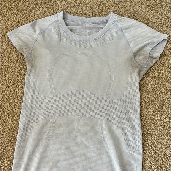 lululemon swiftly tech Light blue/purple Short Sleeve Tee - Picture 1 of 2